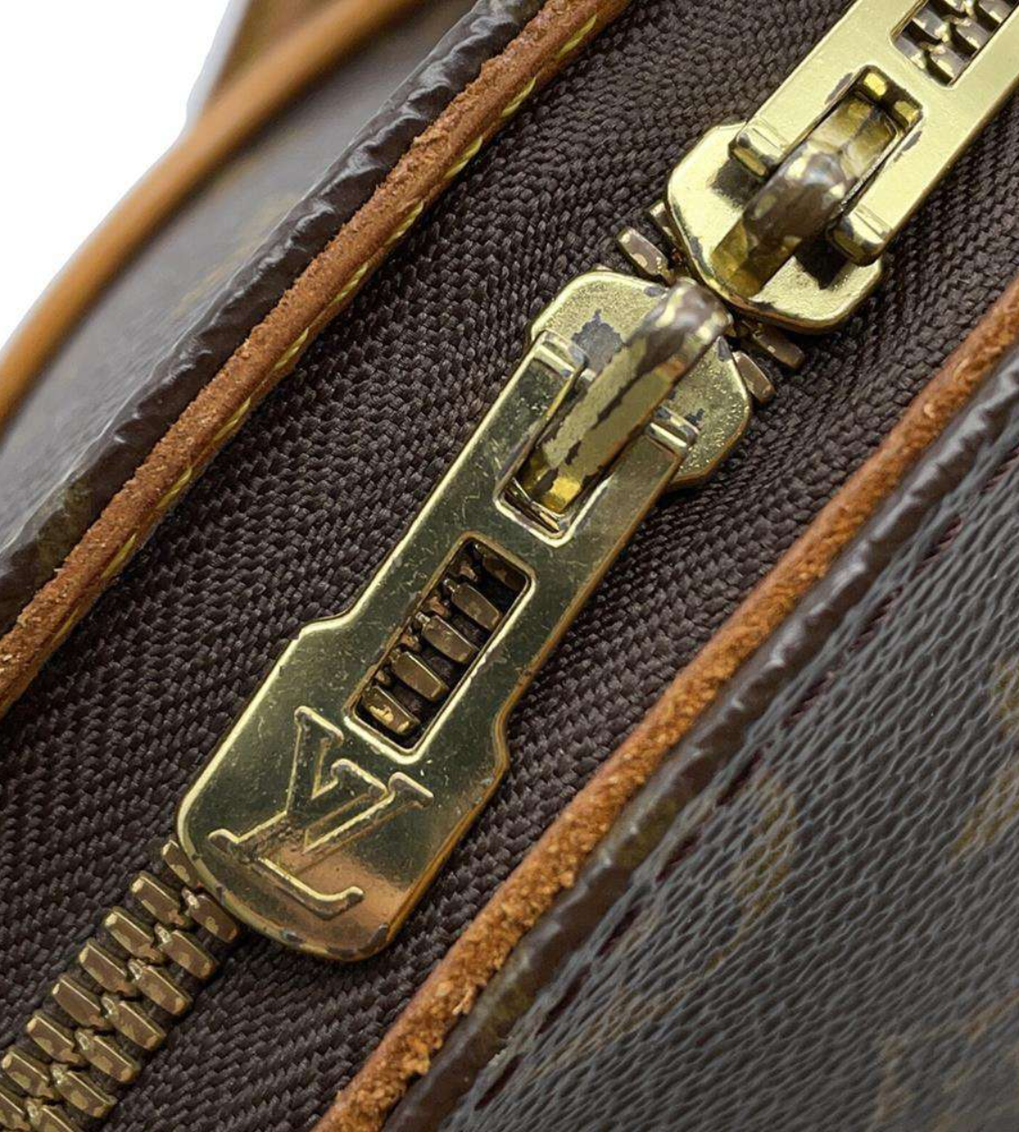 LOUIS VUITTON Ellipse Brown Monogram PM